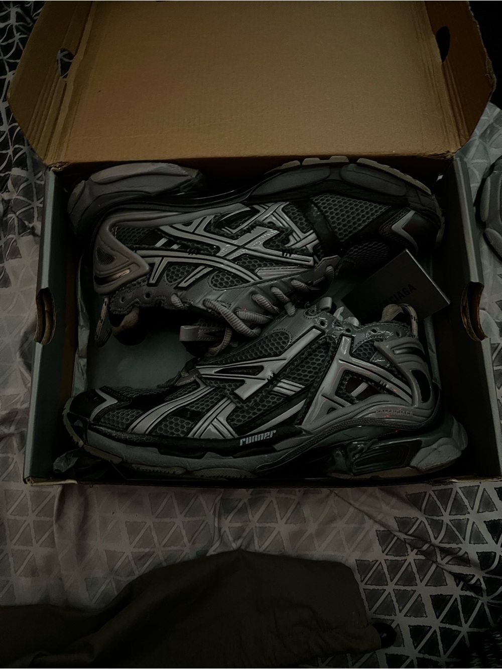 Men's Performance Running Shoes - Black/Grey size 8